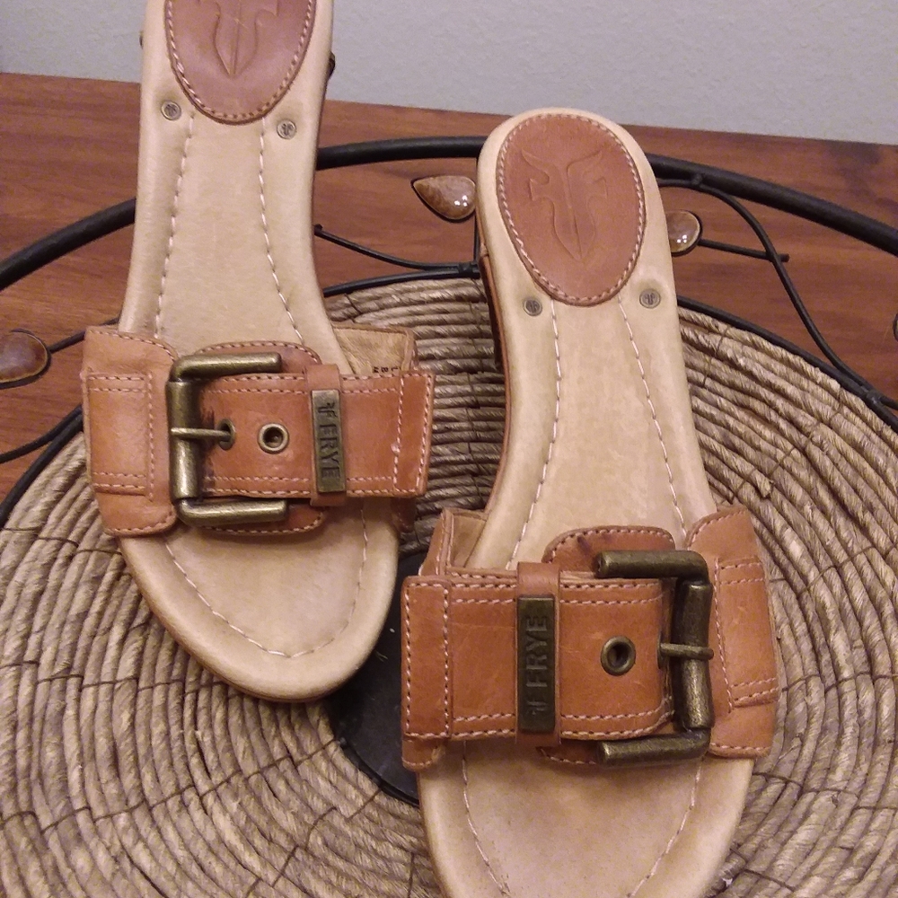 Frye sandals - Picture 9 of 13